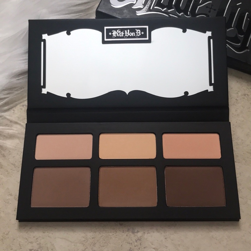 Kat Von d Shade and light contour palette